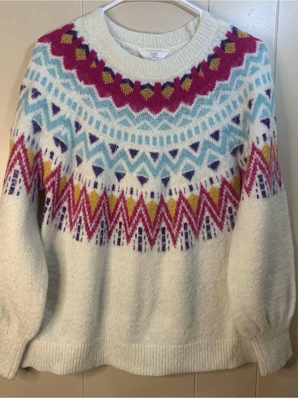 Time and True Women’s M Cozy Fair Isle Sweater - White with Pink & Aqua Pattern